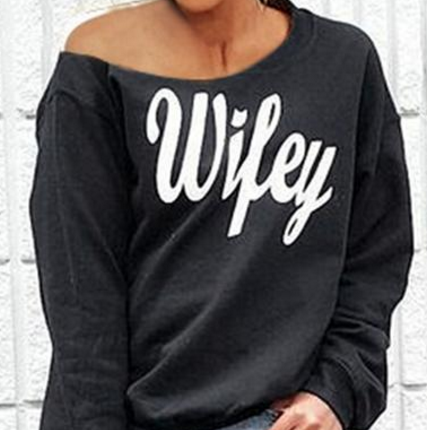 Roaso: Roaso Dew Shoulder Letters Printed Black Hoodies For $15.43