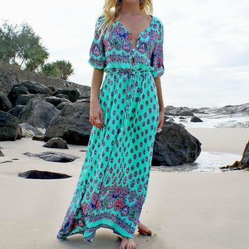 Stylish Plus: 75% Off Vacation Dresses